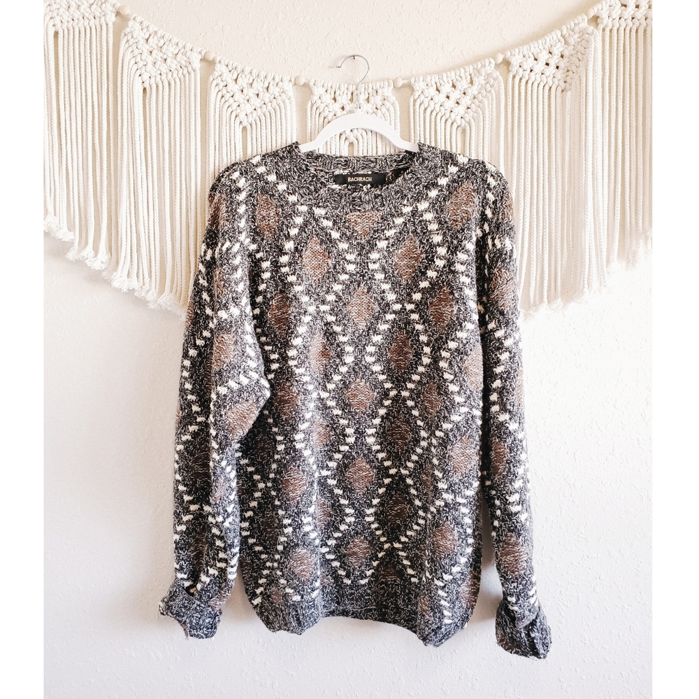 BACHRACH Vintage Textured Knit Long Sleeve Sweater